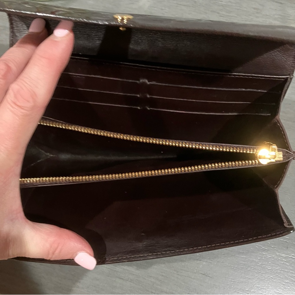 Louis Vuitton Burgundy Vernis Monogram Wallet with dust bag - Picture 8 of 12